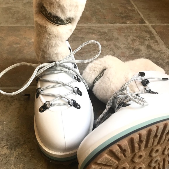 MICHAEL KORS Lanis Waterproof Lace-Up Boot NEW - Picture 6 of 9